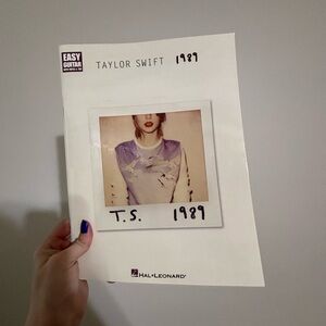 Taylor Swift 1989 Easy Guitar Songbook